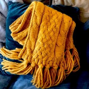 Chunky Knit Scarf